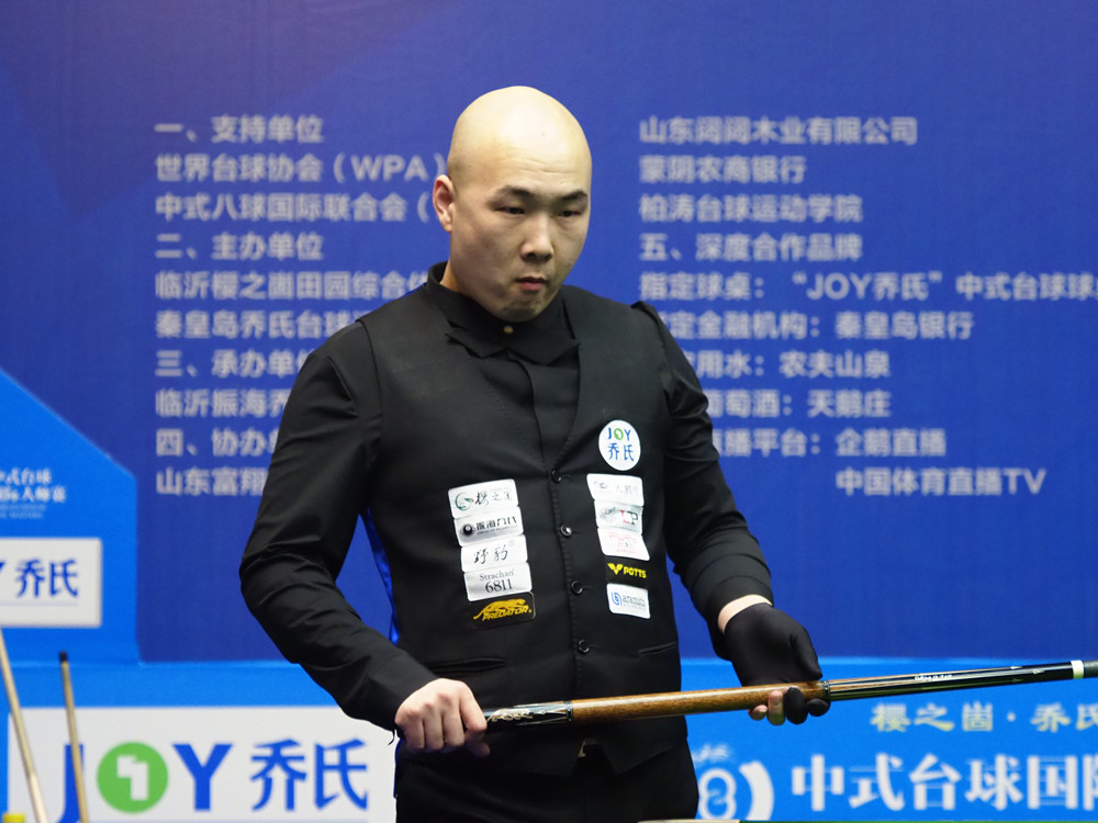 球送向右外 球送向右外